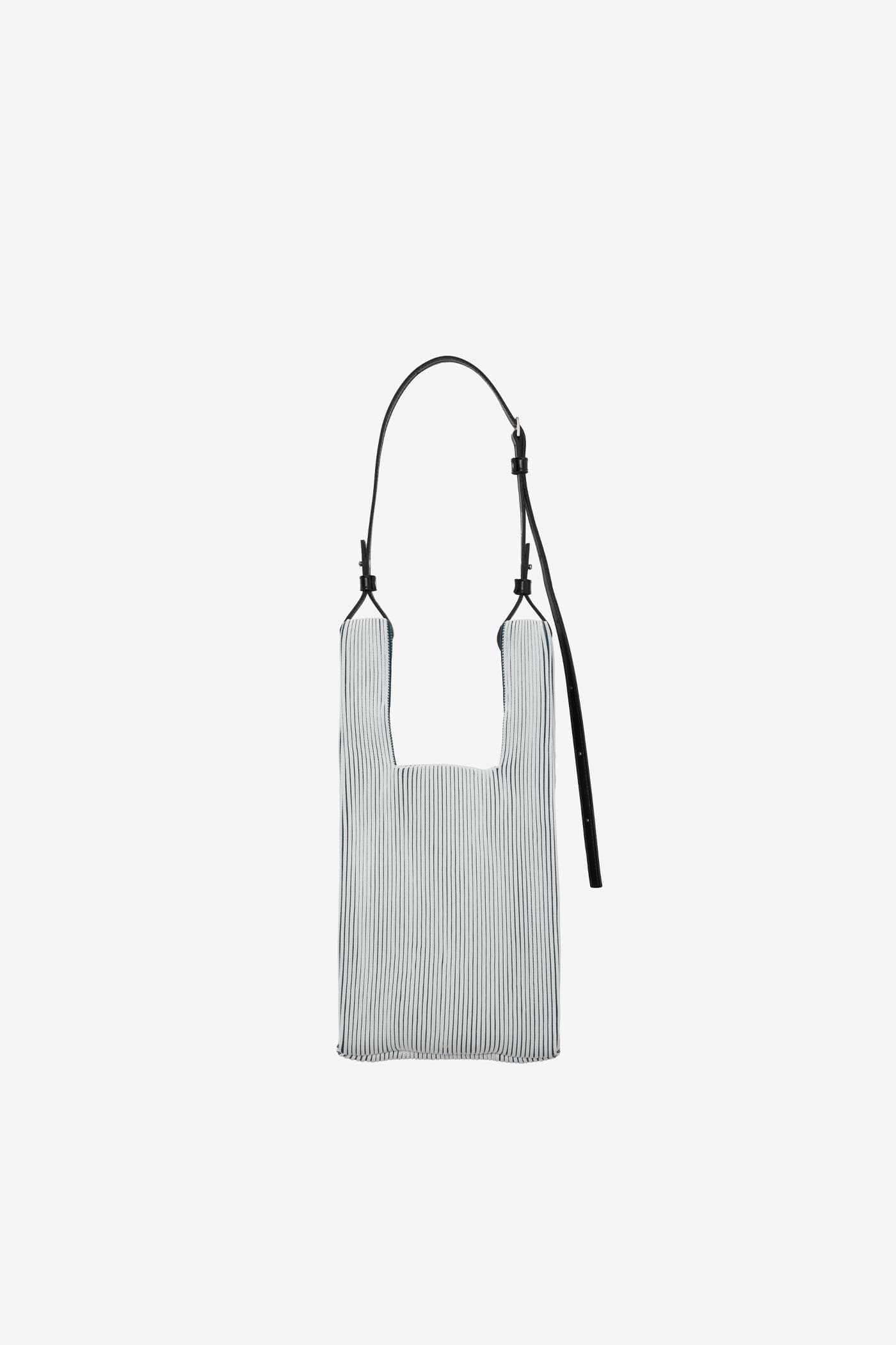 KASANE MARKET BAG SMALL / OFF WHITE × DARK GREEN