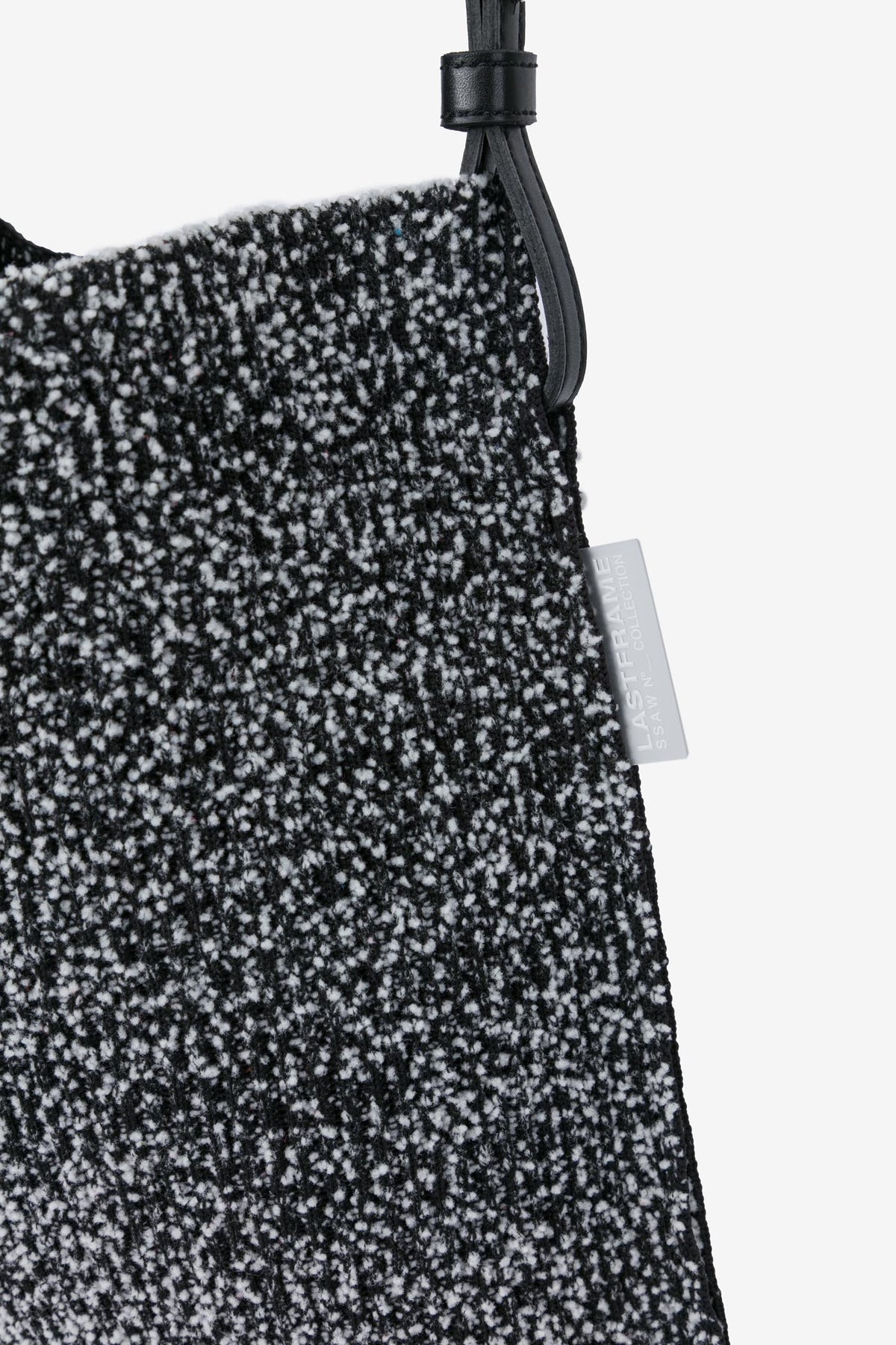 FLAT SMALL / KASURI White