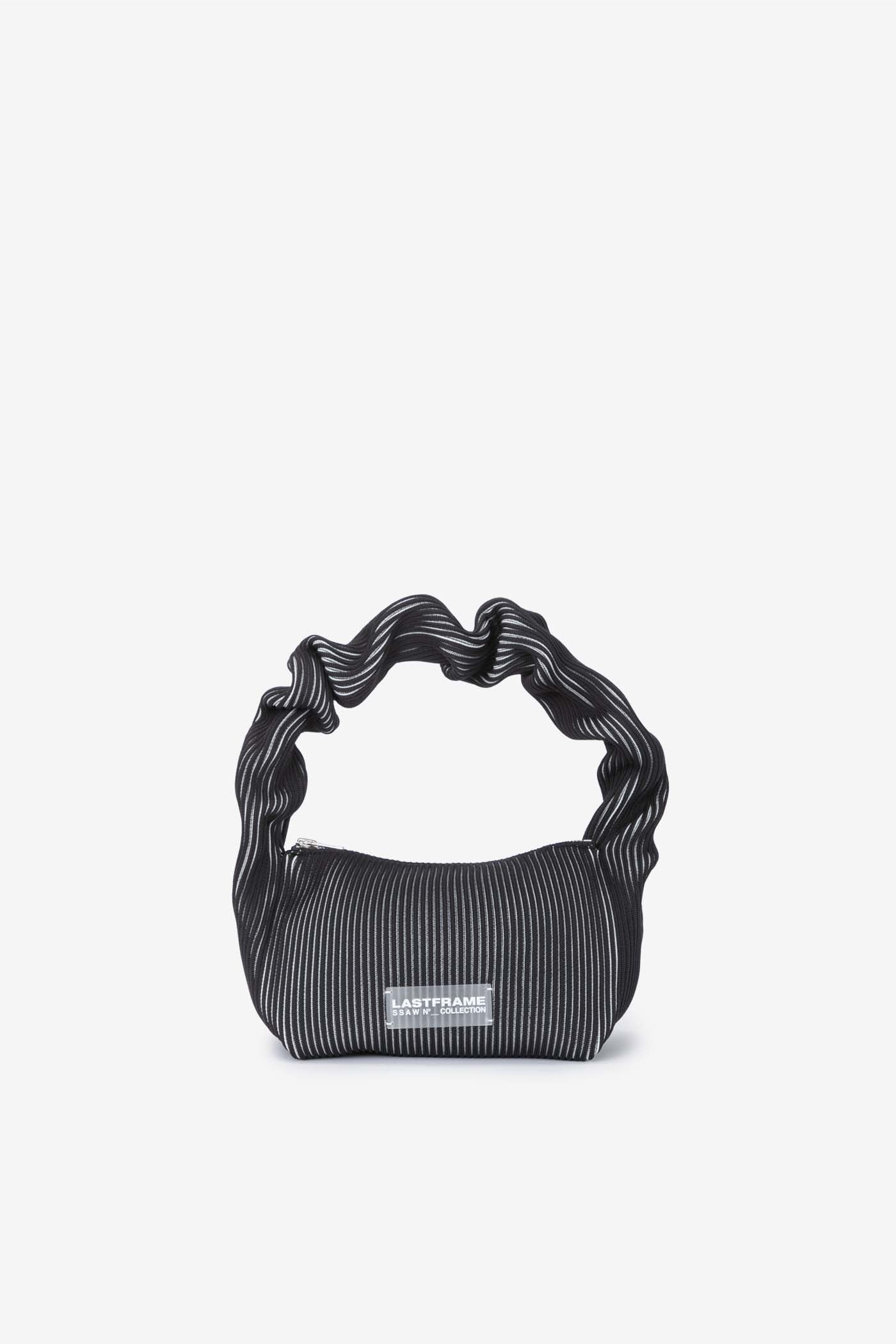KUSHU KUSHU / KASANE Black × Ivory