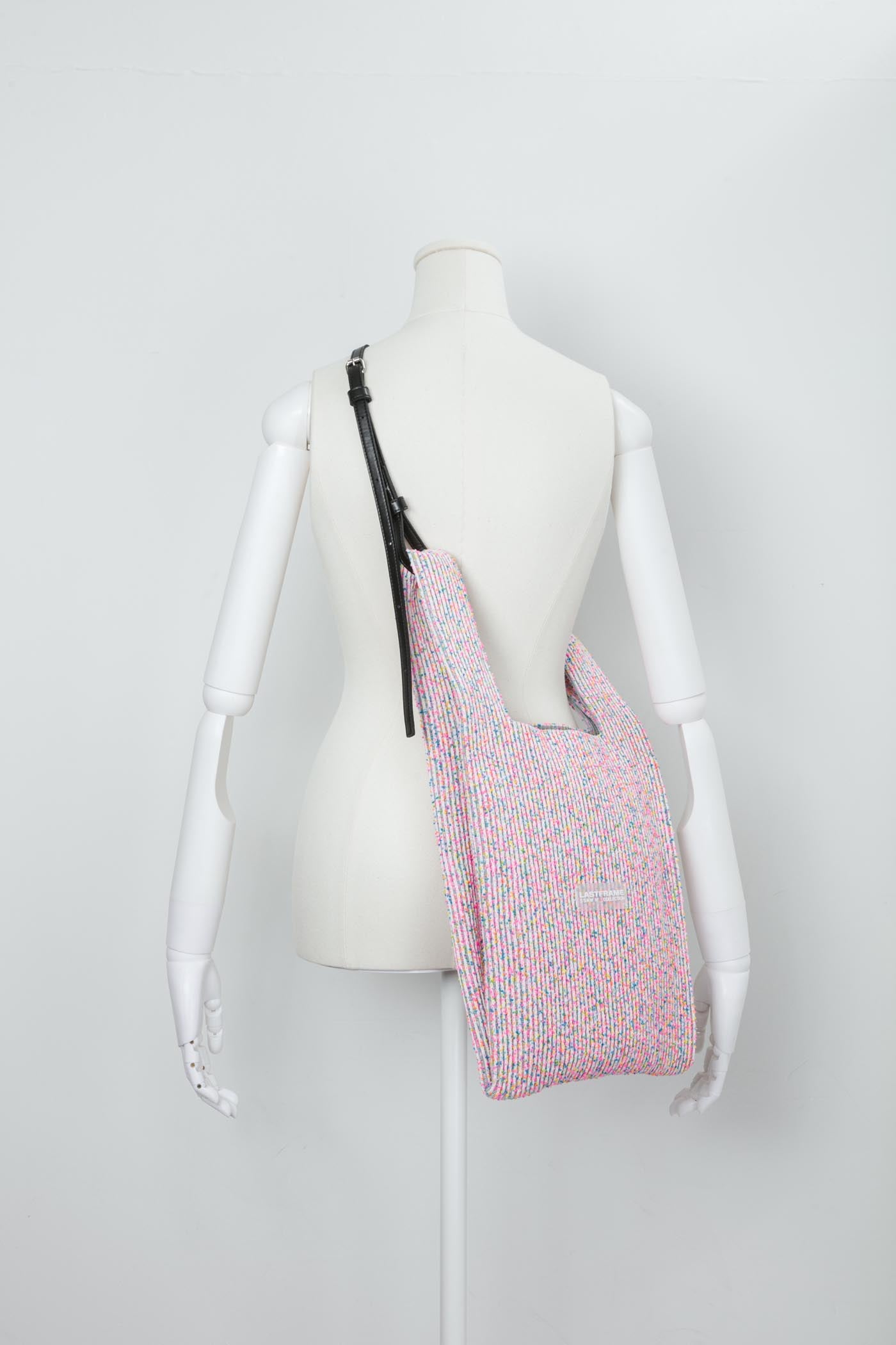 超美品！LASTFRAME KASANE MARKET BAG MEDIUM MARKET BAG MEDIUM / KASURI Pink Multi – LASTFRAME