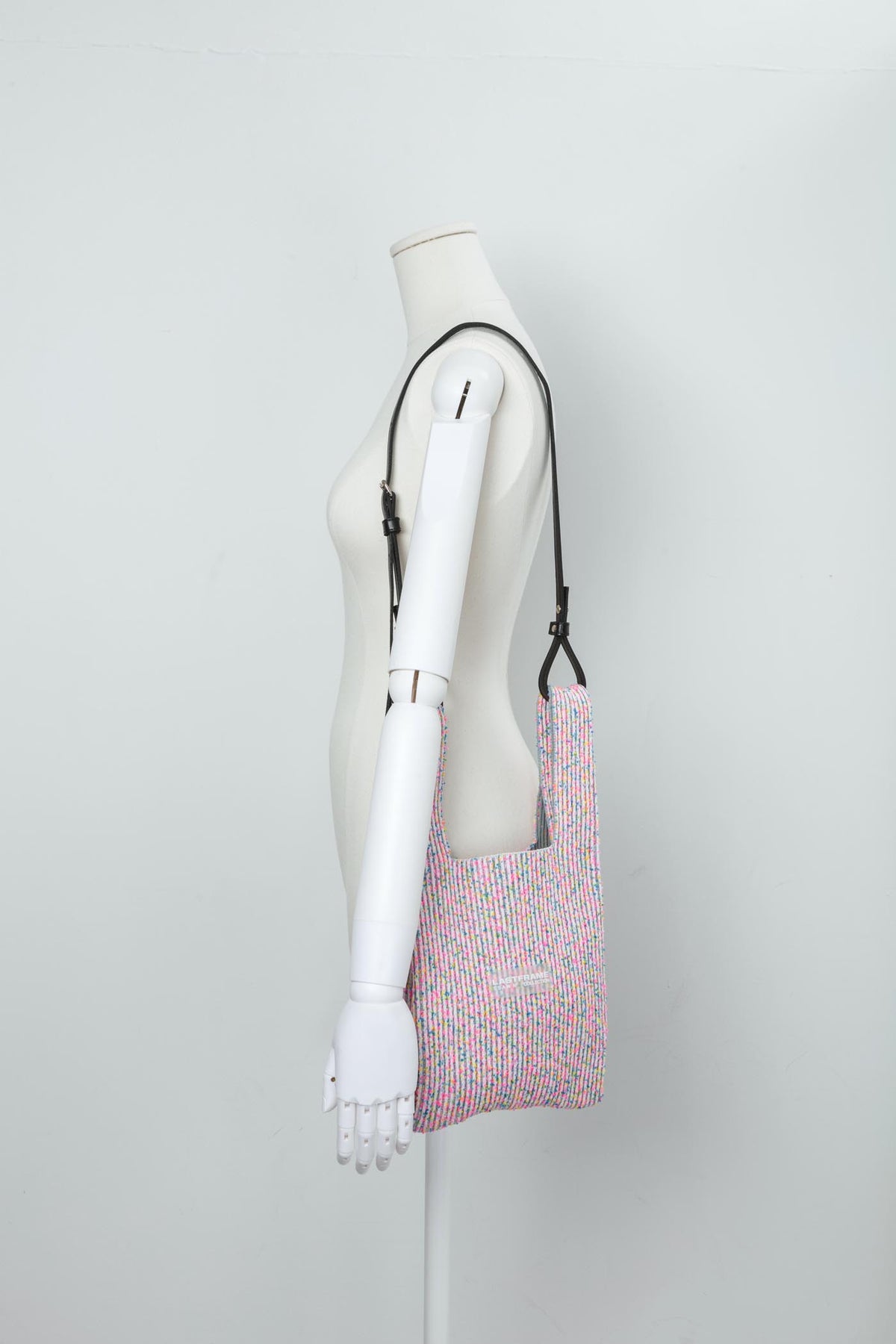 MARKET BAG SMALL / KASURI Pink Multi