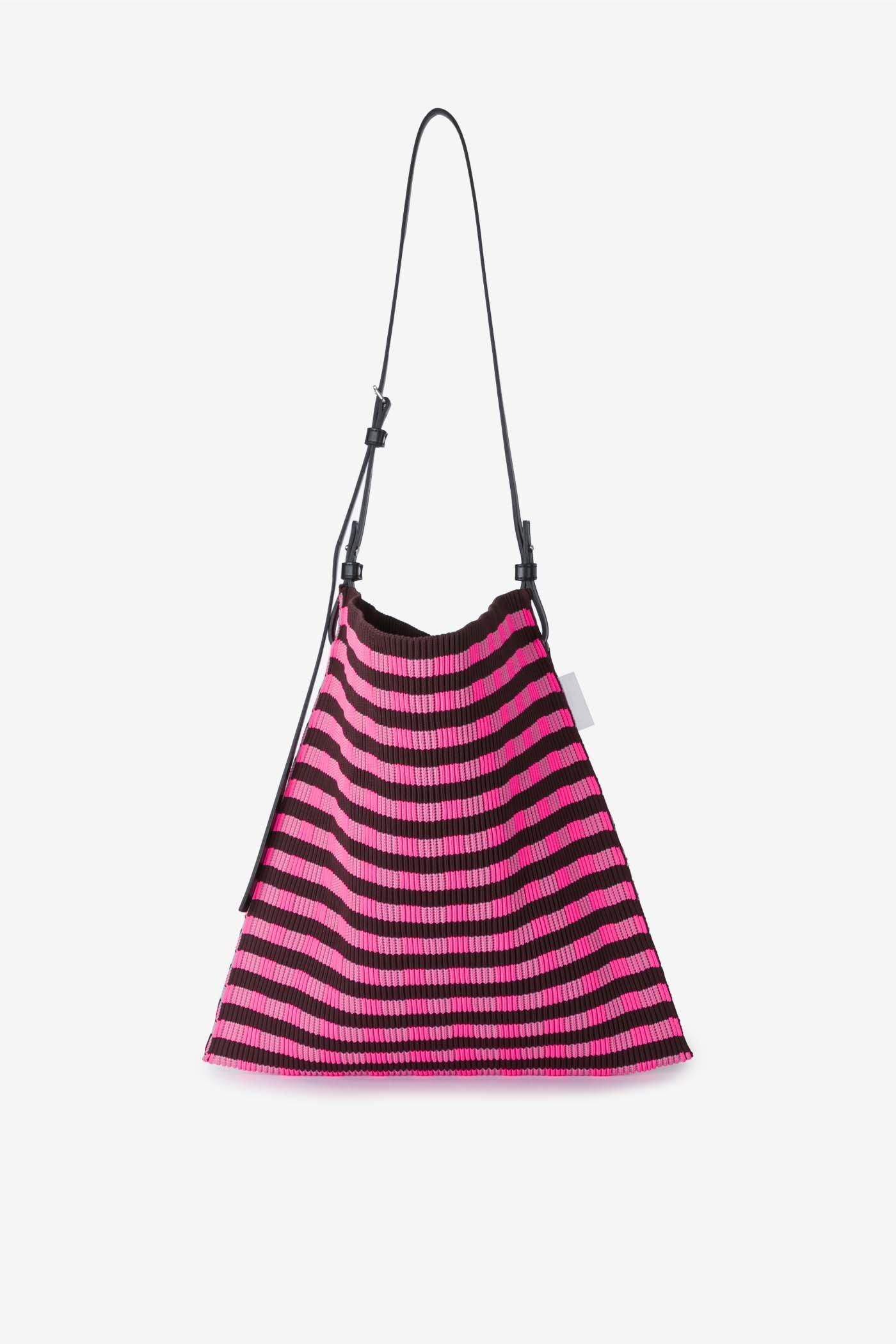 FLAT MEDIUM / GRID Brown × Pink