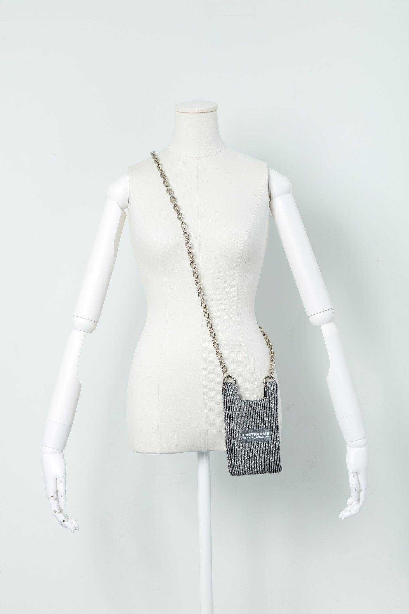 【美品】  LASTFRAME / ラストフレーム | KYOTO LLIC MARKET BAG MICRO ショルダーバッグ | シルバー/ブラック | レディース KYOTO METALLIC MARKET BAG MICRO / DARK SILVER × BLACK – LASTFRAME