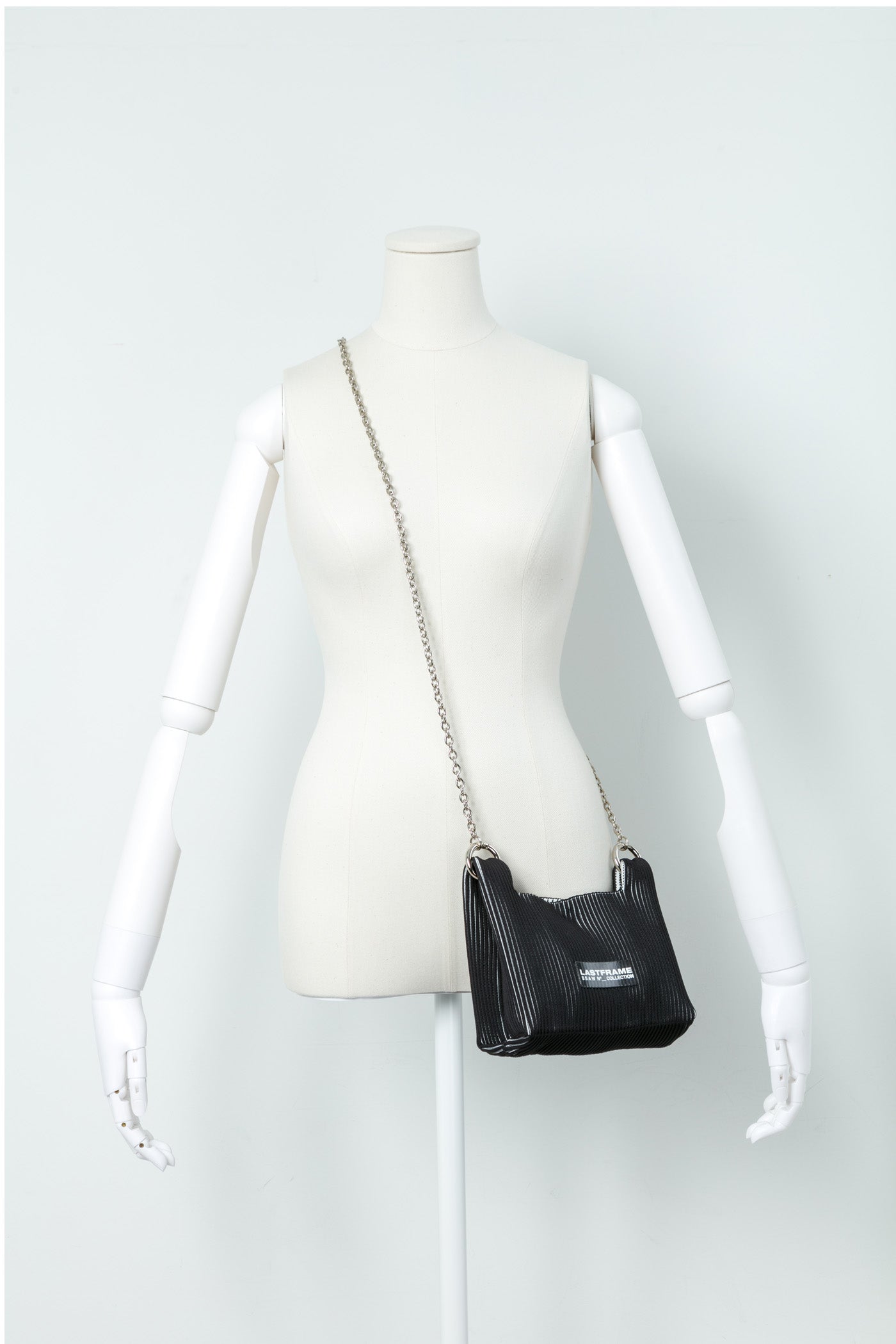 WRAP BAG MINI (CHAIN) / BLACK × IVORY