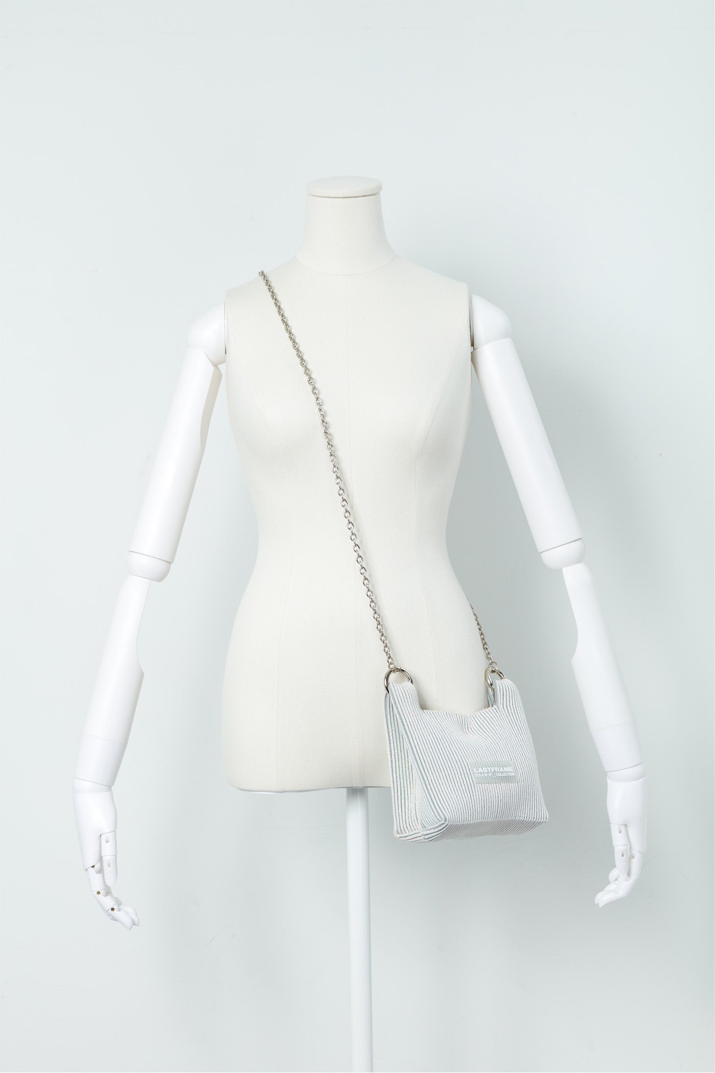 KYOTO METALLIC WRAP BAG MINI (CHAIN) / HOLOGRAM × GRAY