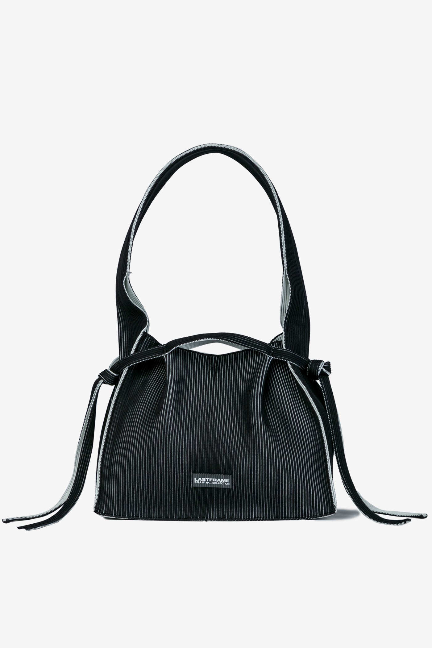 HINEMOSU TOTE / BLACK × IVORY