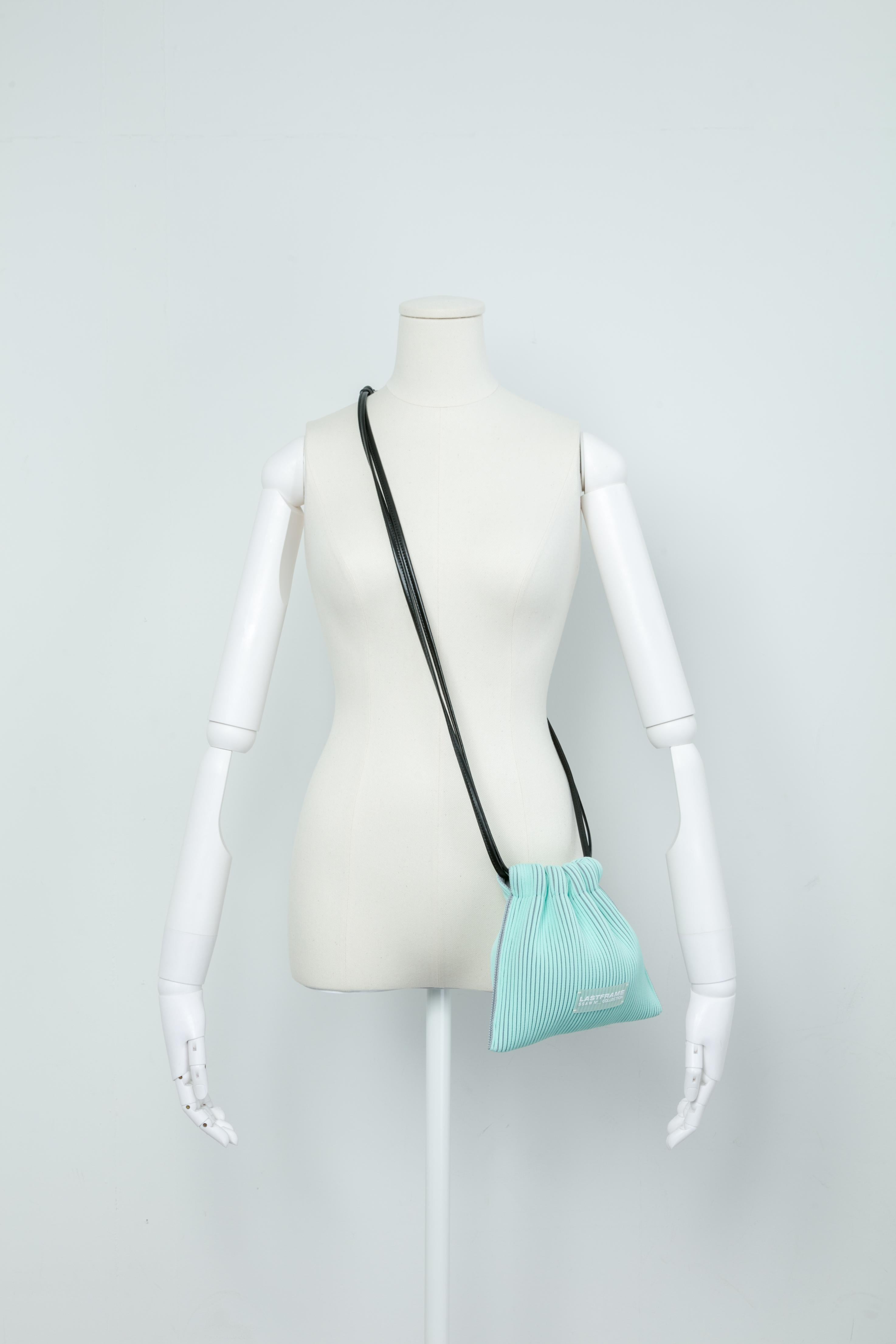 KASANE SACK BAG MINI / MINT GREEN × GRAY