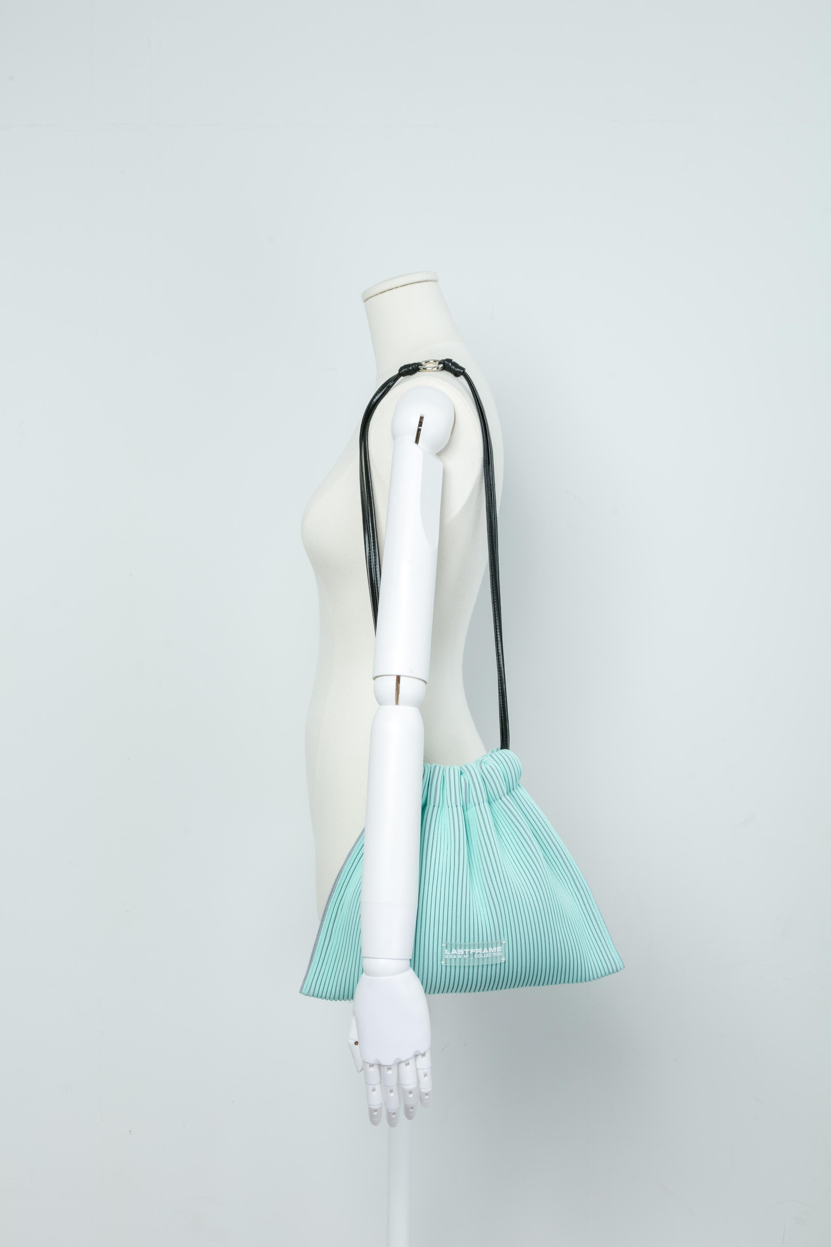 KASANE SACK BAG / MINT GREEN × GRAY