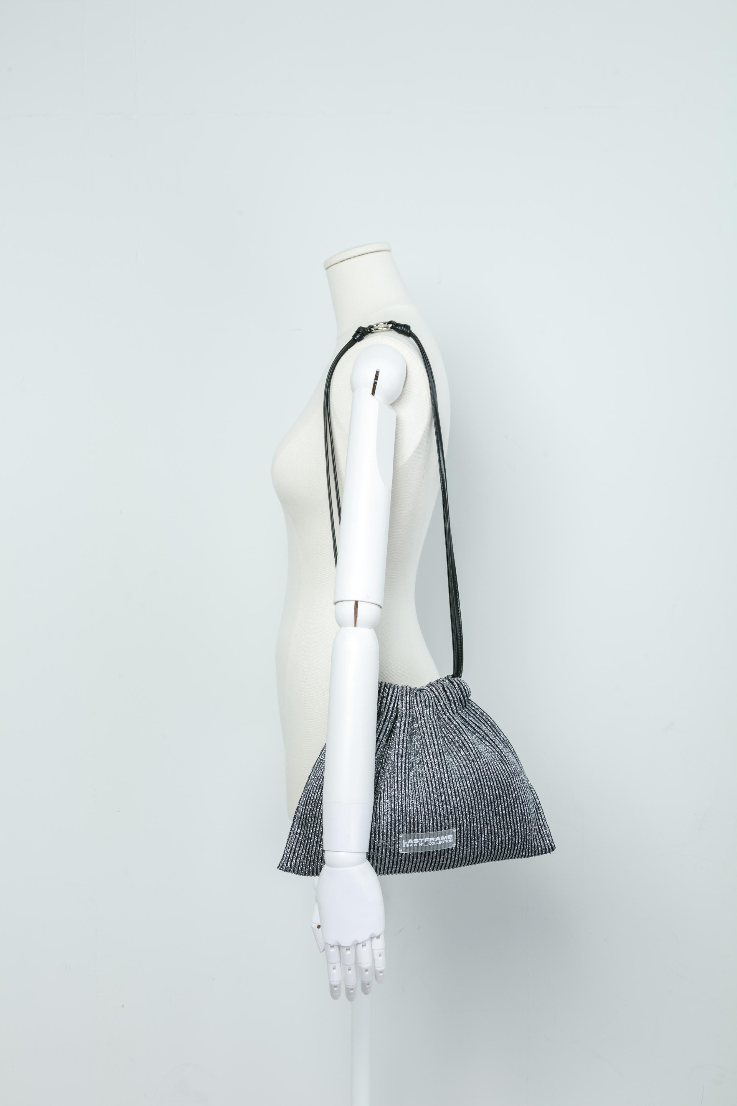 KYOTO METALLIC SACK BAG / DARK SILVER × BLACK