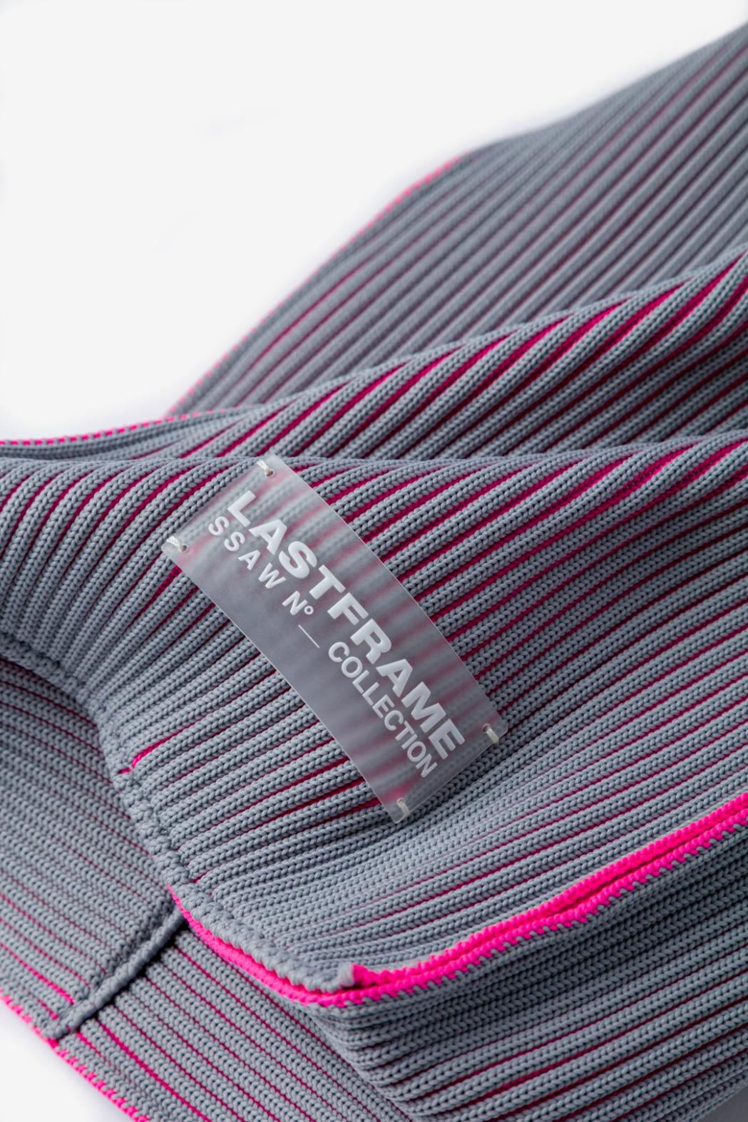 KASANE REVERSIBLE TASUKI TOTE MINI / GRAY × NEON PINK