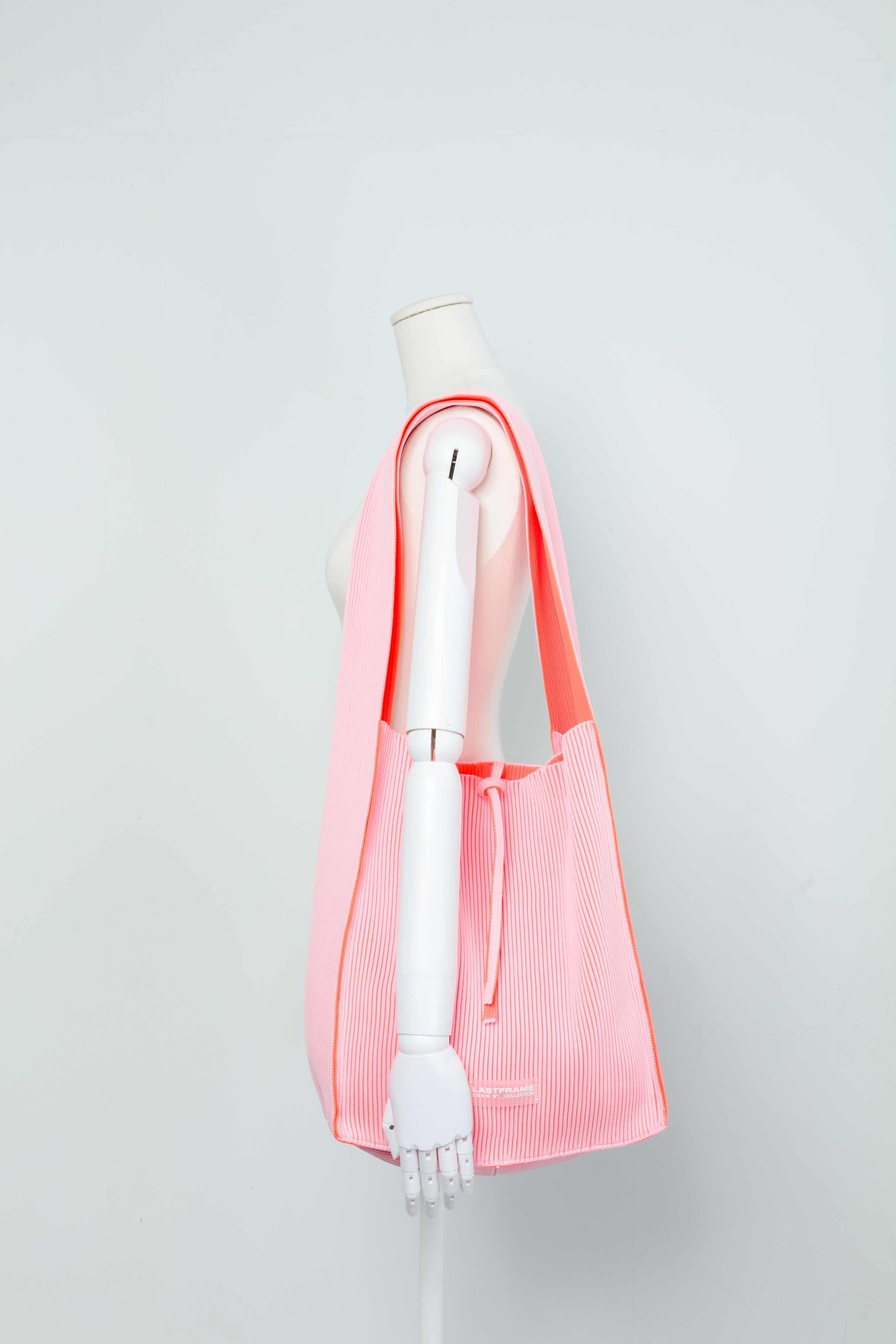 KASANE REVERSIBLE TASUKI TOTE LARGE / LIGHT PINK × NEON ORANGE