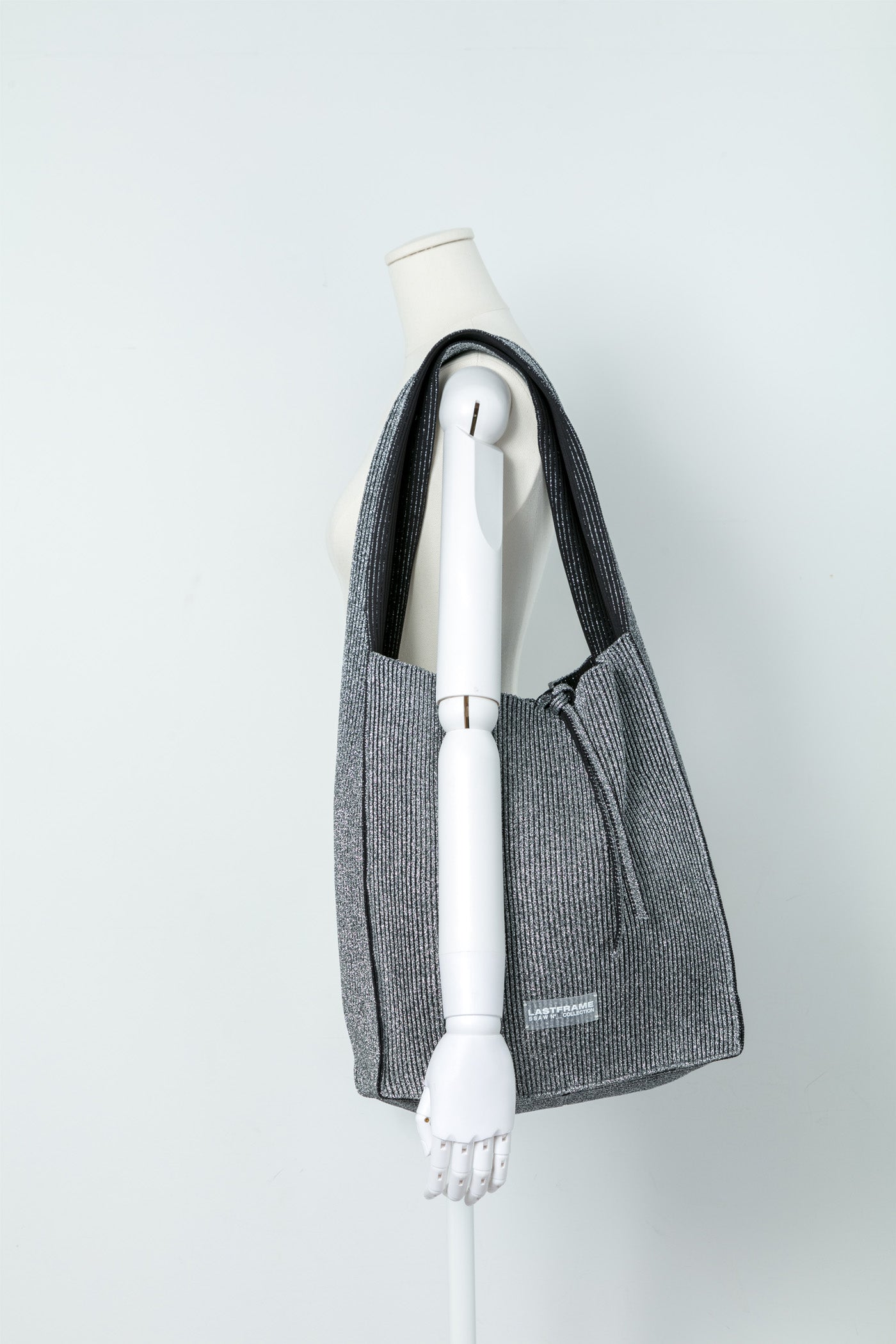 KYOTO METALLIC REVERSIBLE TASUKI TOTE LARGE / DARK SILVER × BLACK
