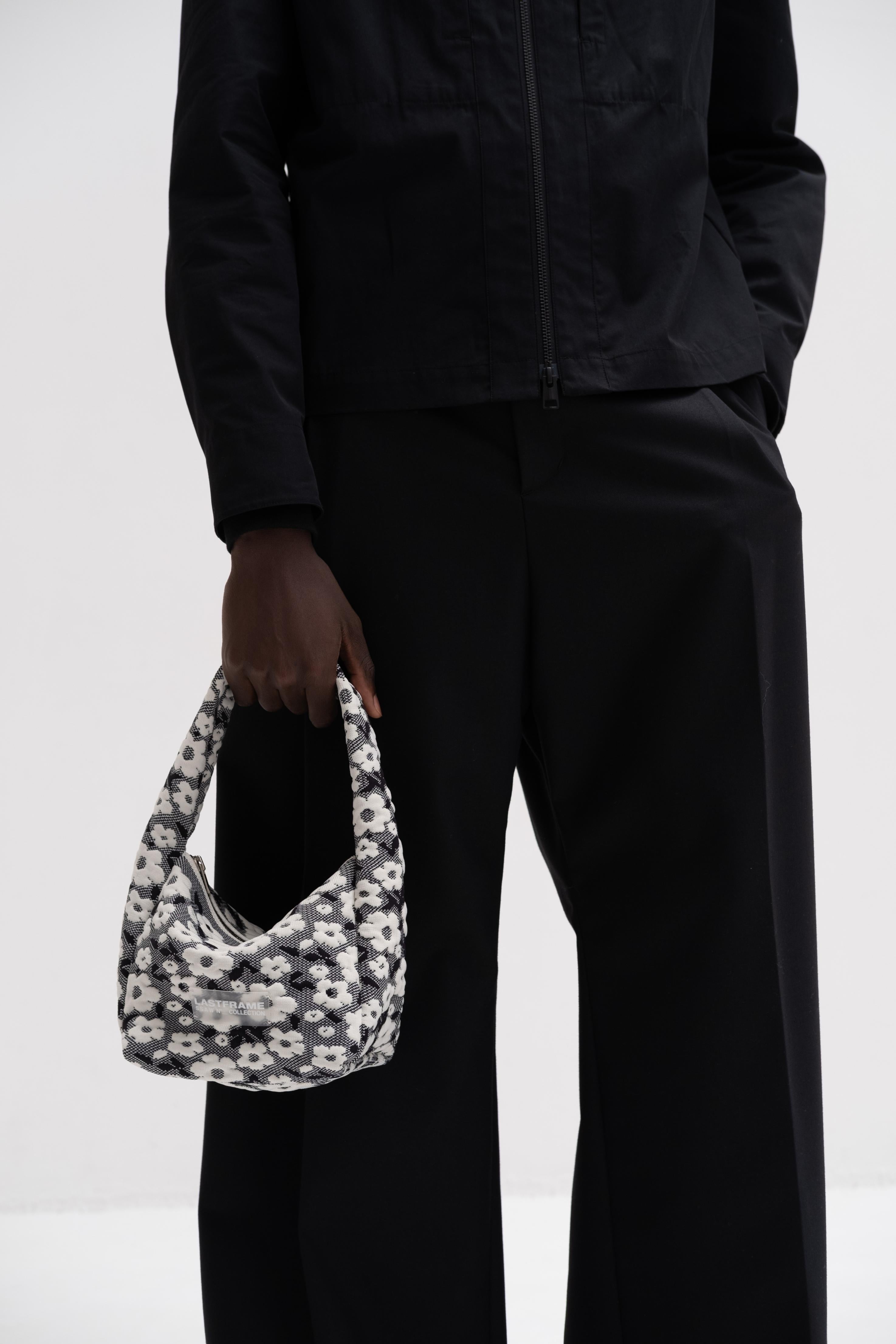 KOMON HANAKAGO BAG / IVORY × BLACK