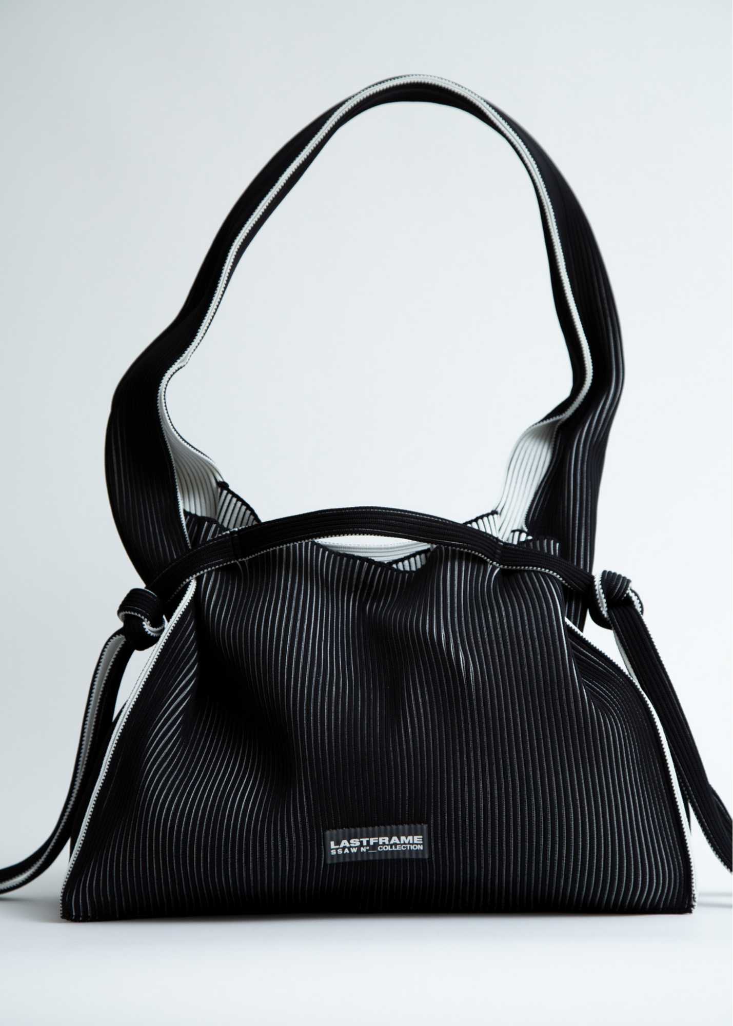 AW 2025 – LASTFRAME
