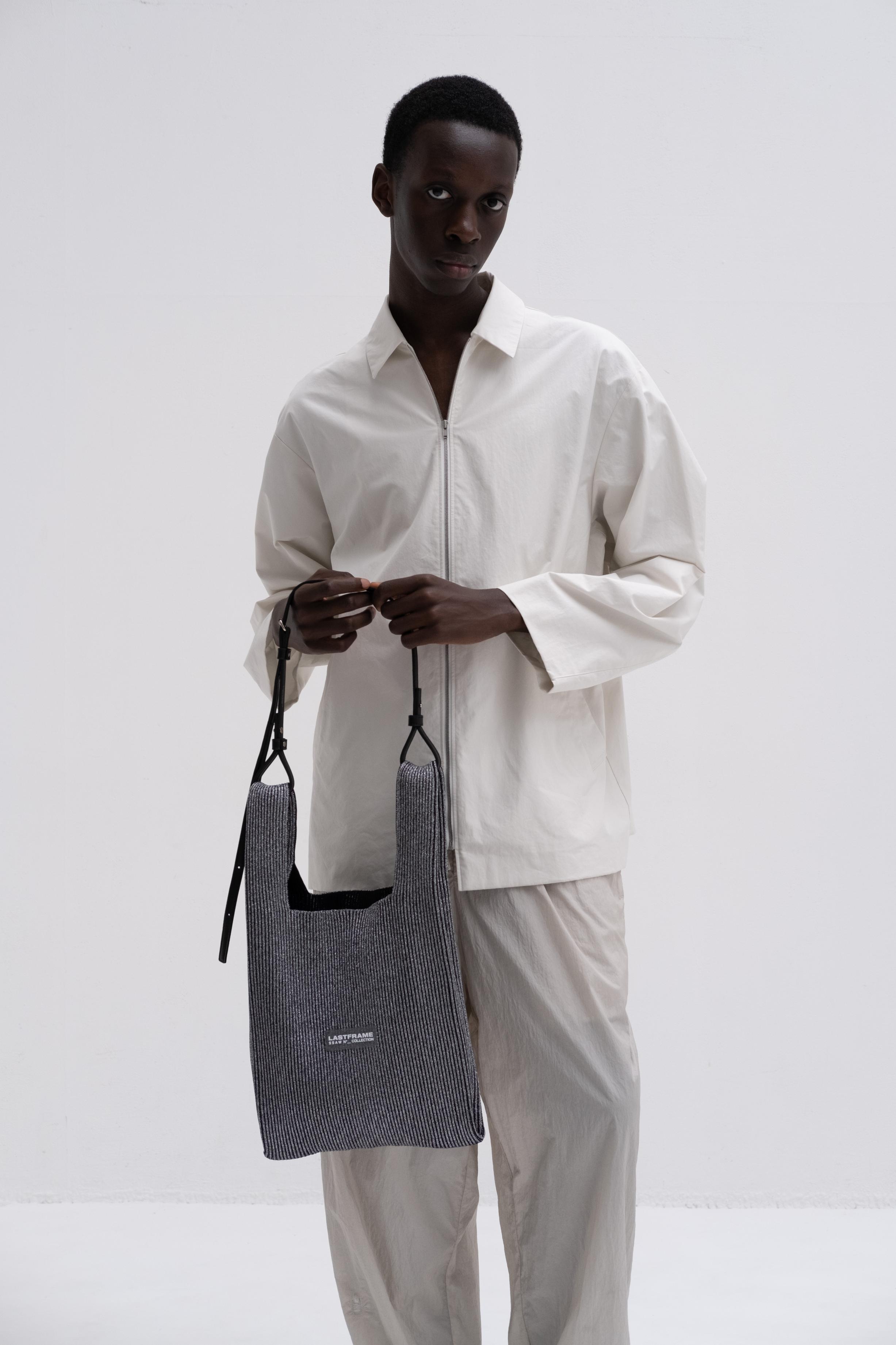 KYOTO METALLIC MARKET BAG MEDIUM / DARK SILVER × BLACK