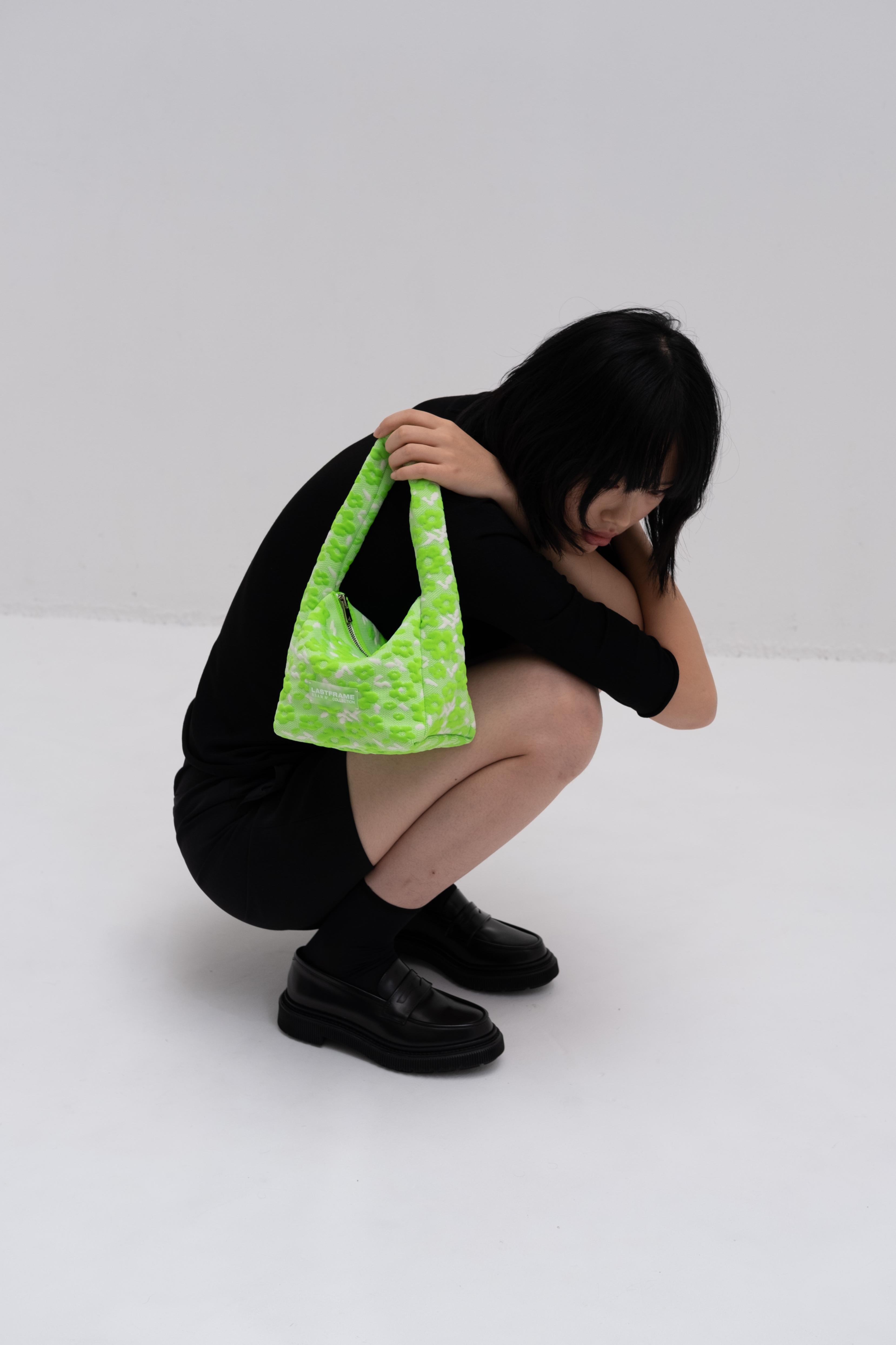 KOMON HANAKAGO BAG / NEON GREEN × IVORY